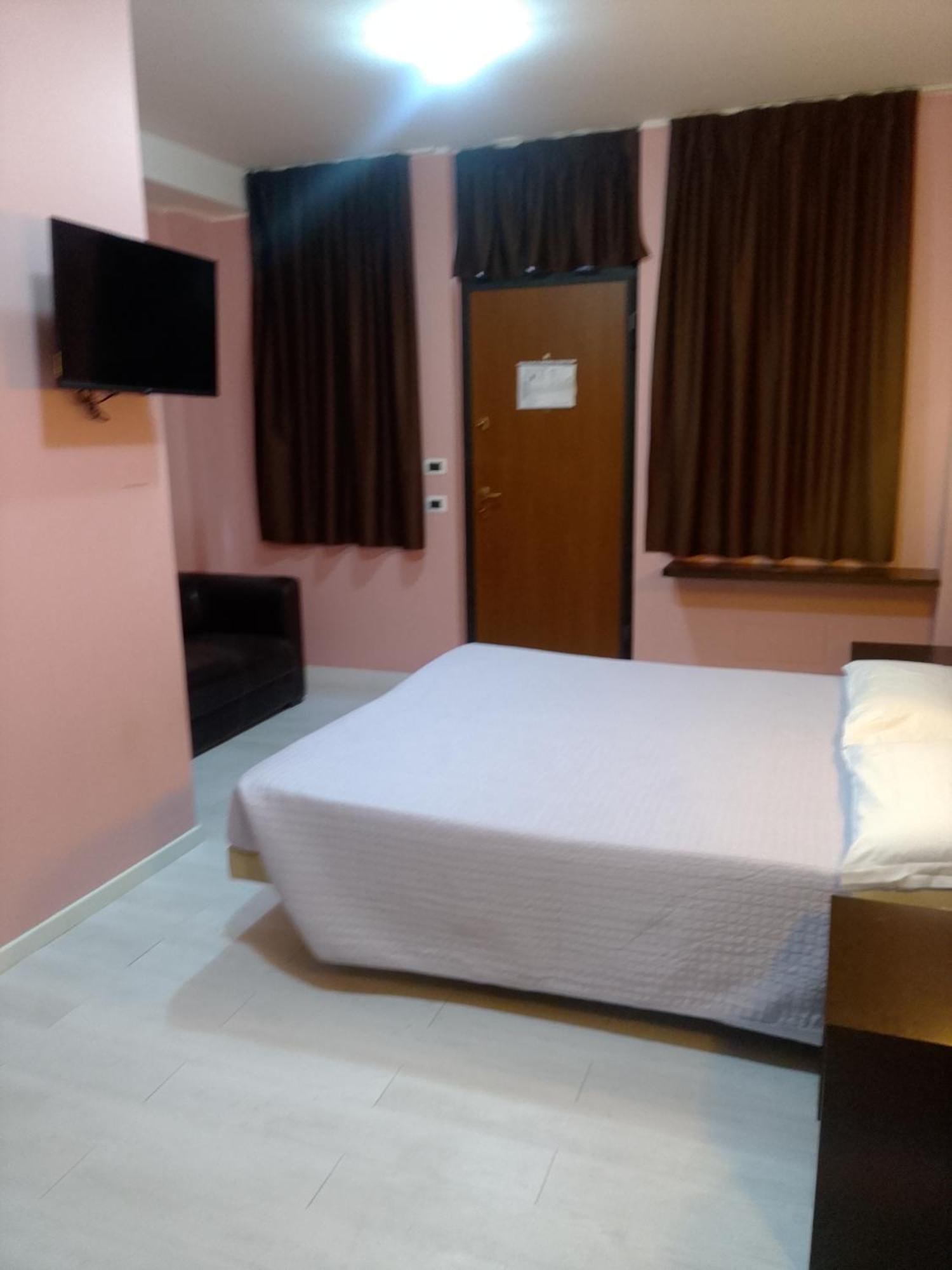 Hotel Motel Residence Gonzaga Кантелло Экстерьер фото